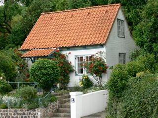Das kleinste Haus an der Blankeneser Hauptstraße (P1240242)